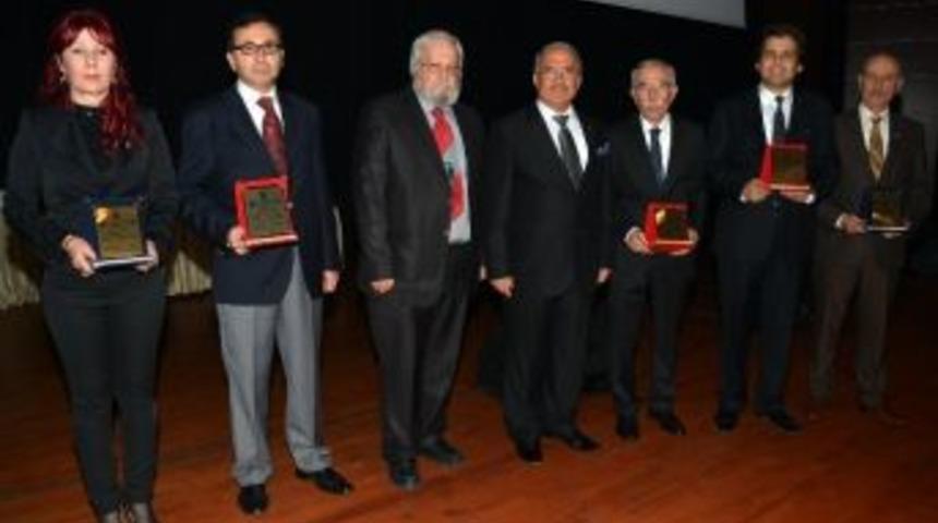 Şiir Yarışmasında &Ouml;d&uuml;ller Sahiplerini Buldu