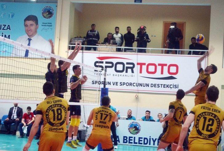 Efeler Ligi: Jeopark Kula Belediyespor: - Fenerbahçe: 3 G1