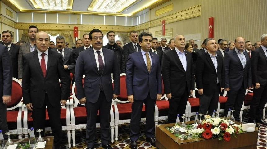 Bakan Fakıbaba, Diyarbakır&rsquo;da Stk Temsilcileriyle Bir Araya Geldi