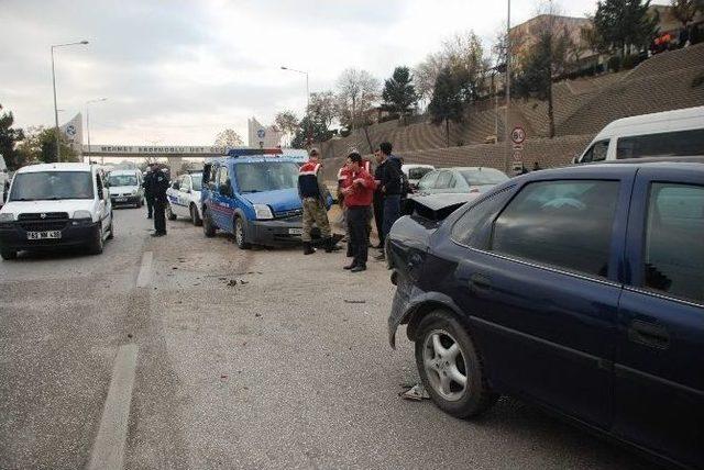 Gaziantep’te Zincirleme Kaza: 2’si Asker 5 Yaralı