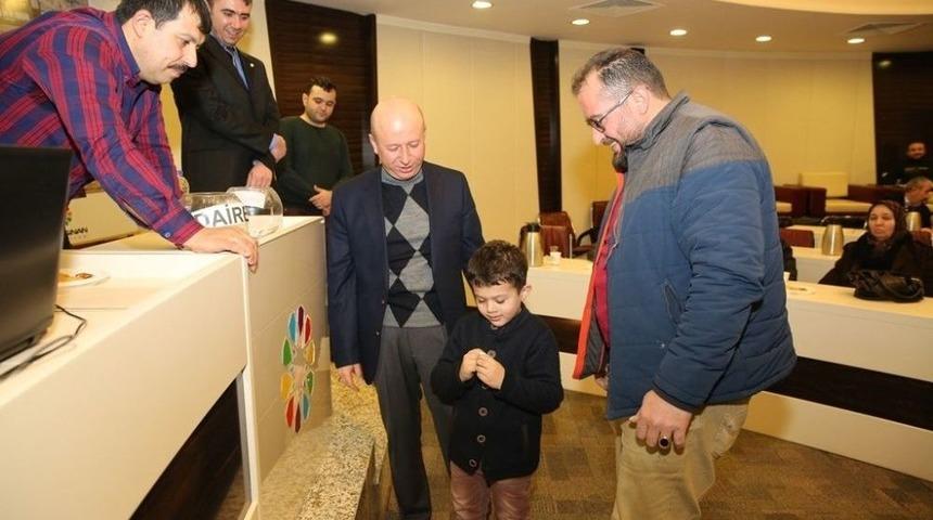 Kocasinan&rsquo;ın Kentsel D&ouml;n&uuml;ş&uuml;m&uuml;nde Kura Heyecanı