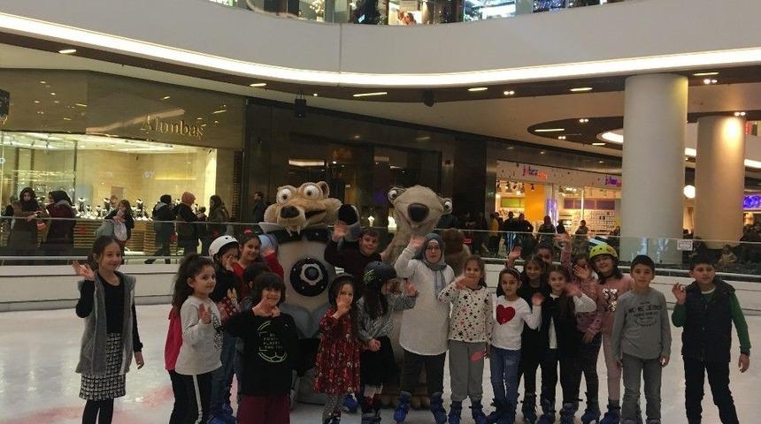 Avm&rsquo;de Buz Devri Macera Labirenti