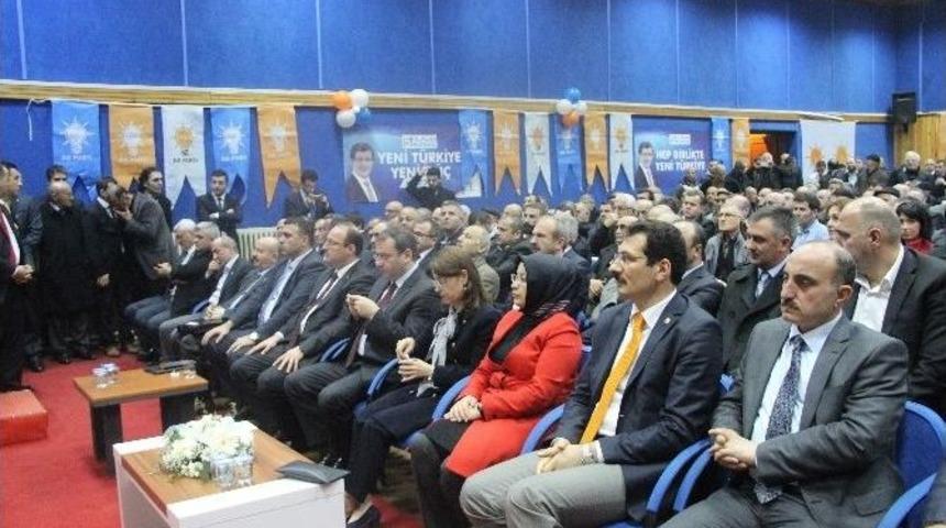 Ak Parti Sapanca İl&ccedil;e Kongresi Bakan Ayşenur İslam&rsquo;ın Katılımıyla Ger&ccedil;ekleşti