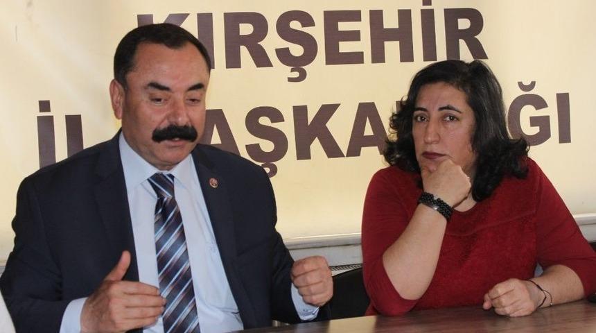 Chp Kırşehir Kadın Kolları Başkanı Yenid&uuml;nya, Kadın Kolları Genel Başkanlığına Adaylığını A&ccedil;ıkladı