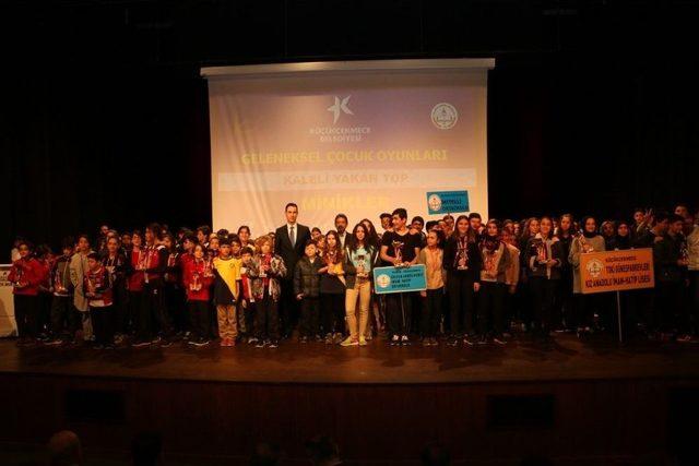 Okul Olimpiyatları Spor &Ouml;d&uuml;lleri Sahiplerini Buldu 1