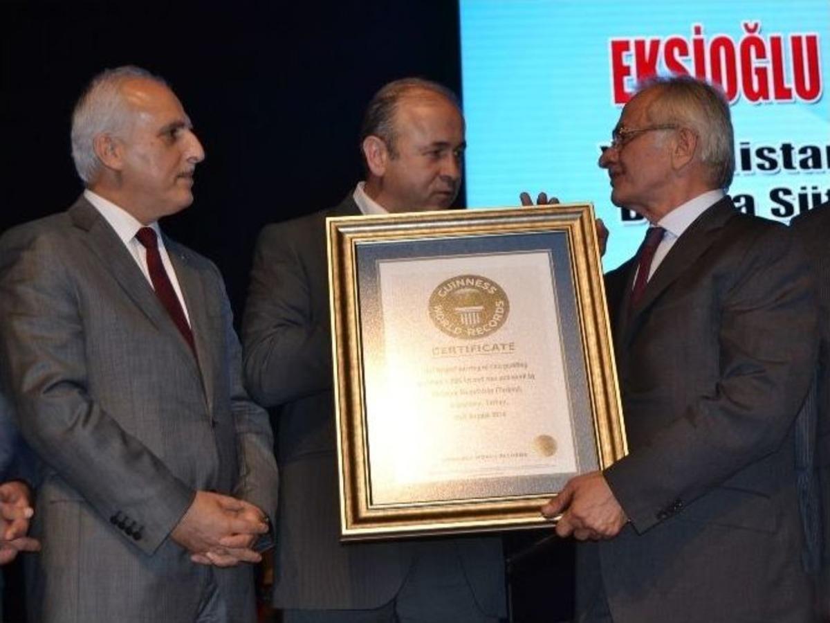 Guinness&rsquo;den Ekşioğlu&rsquo;na Dev S&uuml;tla&ccedil; &Ouml;d&uuml;l&uuml;