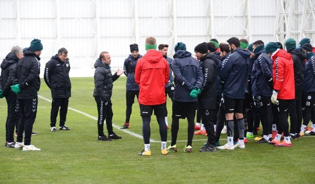 Atiker Konyaspor, Galatasaray Ma&ccedil;ı Hazırlıklarını S&uuml;rd&uuml;rd&uuml;