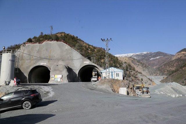 Yeni Zigana T&uuml;neli İnşaatında Y&uuml;zde 41 Seviyesine Ulaşıldı 1