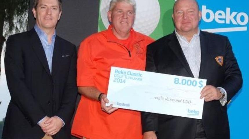 Golf&uuml;n Krali Abd'li John Daly Oldu