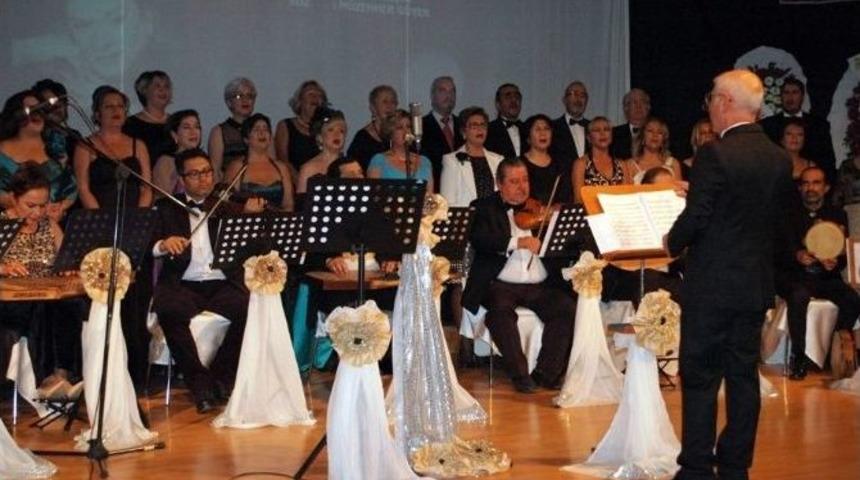 Zeki M&uuml;ren Doğum G&uuml;n&uuml;nde Anıldı