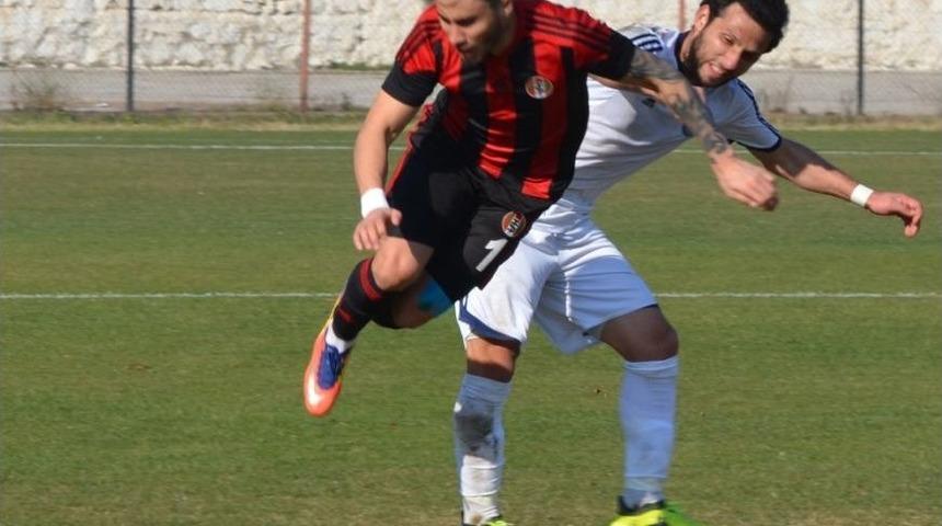 Tff 3. Lig: Turgutluspor: 2 - Anadolu Bağcılarspor: 3