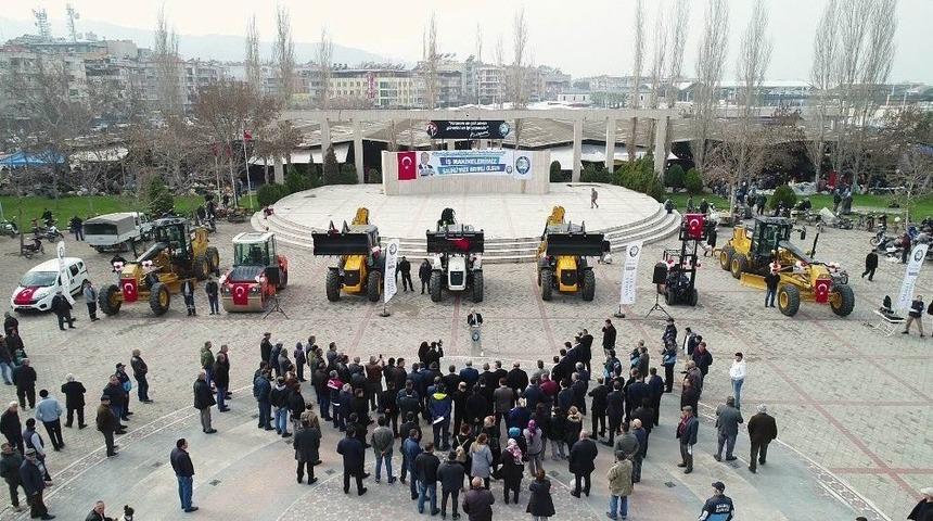 Salihli Belediyesi Ara&ccedil; Filosunu G&uuml;&ccedil;lendirdi