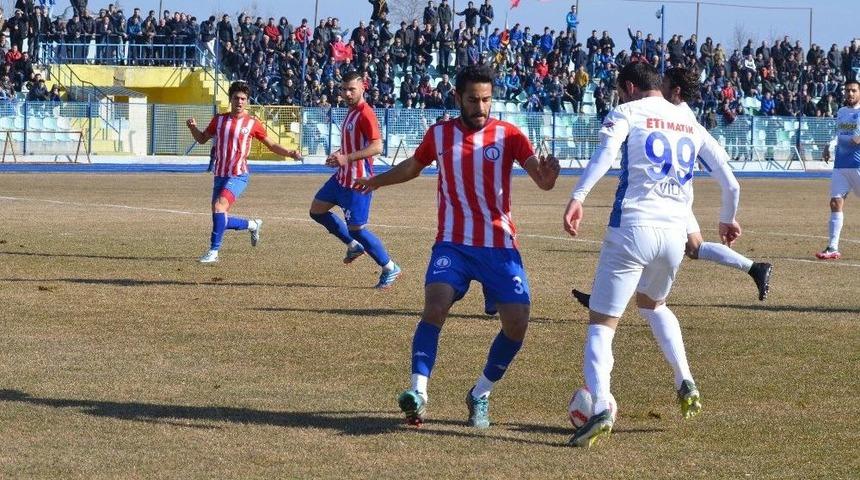 K&uuml;tahyaspor: 8 - Dumlupınar &Uuml;niversitesi: 0