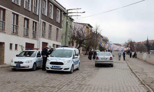 Eskişehir Başbakan Davutoğlu’na Hazırlanıyor