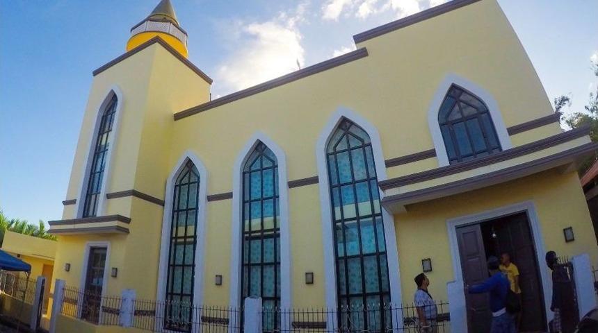 T&uuml;rkiye Diyanet Vakfından Filipinli Sel Mağduru 2 Bin Aileye İnsani Yardım