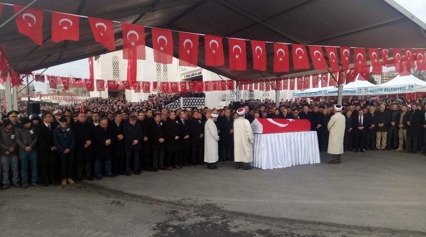 Afrin Şehidi İstanbul&rsquo;da Son Yolculuğuna Uğurlandı