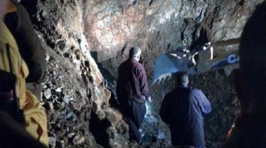 17 G&uuml;n &Ouml;nce A&ccedil;ilan Madende G&ouml;&ccedil;&uuml;k; 1 &Ouml;l&uuml;, 1 Yarali
