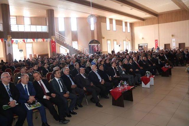 Oltu’da Erzurum Yöresi Odun Dışı Orman Ürünleri Çalıştayı