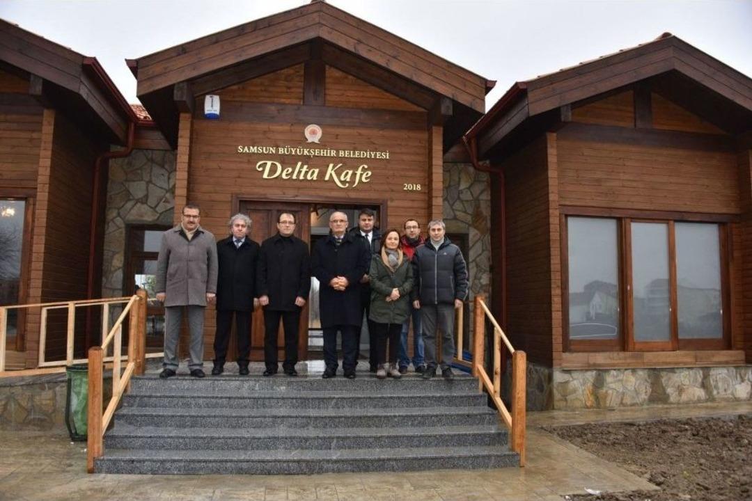 Doğayla Uyumlu Kafe Ziyaret&ccedil;ilerini Bekliyor