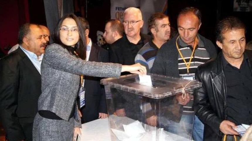 Ysk, Ak Parti Fethiye Kongresi'nin İptal Kararini Kaldirdi