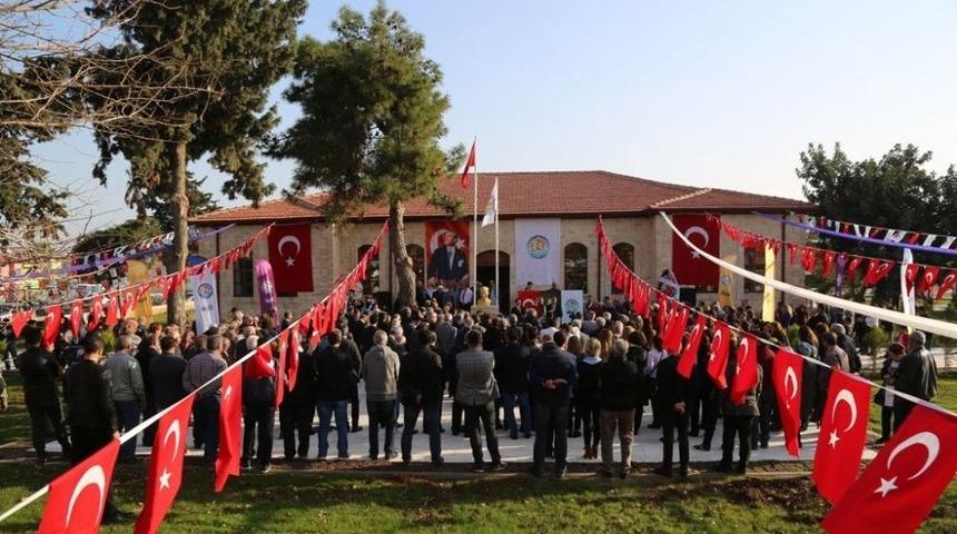 Cumhuriyetle Yaşıt Tarihi &rsquo;taş Mektep&rsquo;, Eski &Ouml;ğrencileriyle Buluştu