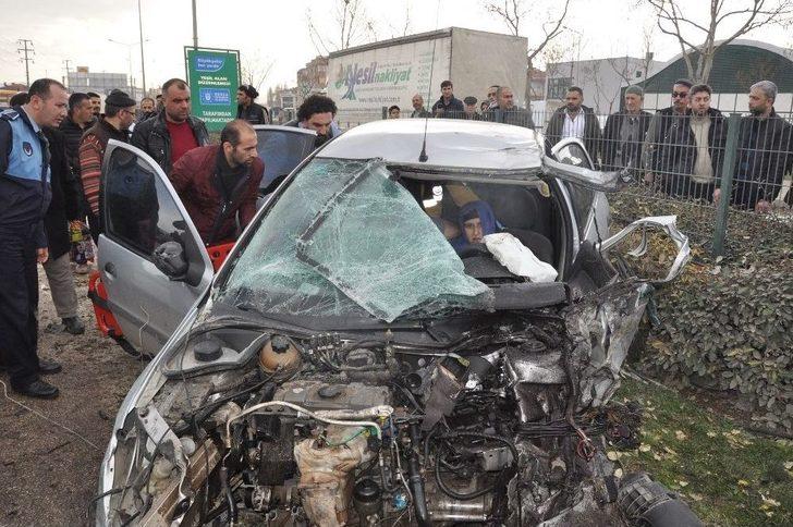 İnegöl’de Feci Kaza: 4 Yaralı G1