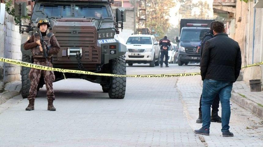 Reyhanlı&rsquo;da Bir Evin Banyosuna Roket D&uuml;şt&uuml;