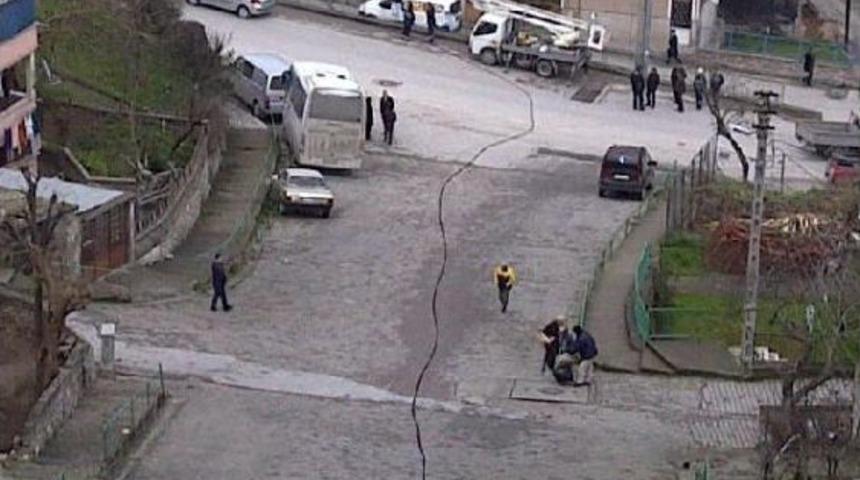 154 Bin Voltluk Y&uuml;ksek Gerilim Hatti Cadde Ortasina D&uuml;şt&uuml;