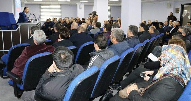 Van&rsquo;da &lsquo;dijital Muhasebe Ve Vergide G&uuml;ndem&rsquo; Semineri 1