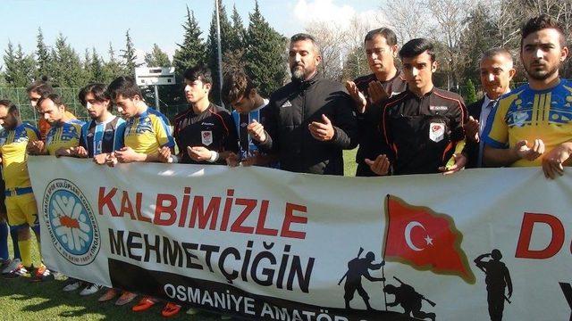 Osmaniyeli Futbolcular Zeytin Dalı Harekatı’na Pankartla Destek Verdiler