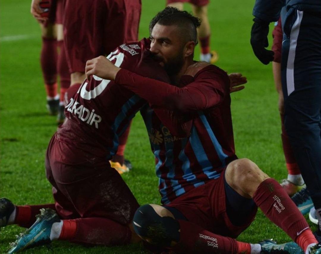 S&uuml;per Lig: Trabzonspor: 1 - Fenerbah&ccedil;e: (ma&ccedil; Devam Ediyor)