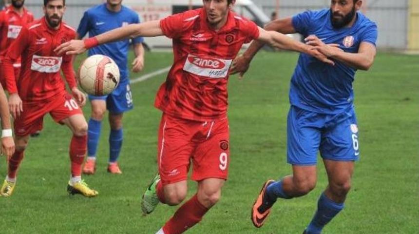 G&ouml;lc&uuml;kspor-Halide Edip Adivarspor: 2-0