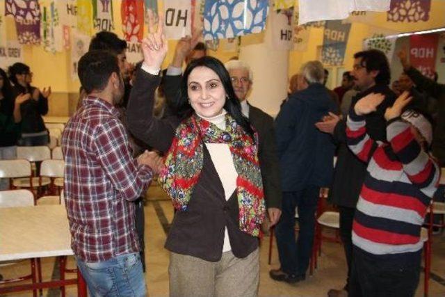 Hdp'li Yüksekdağ: Öcalan Elinden Geleni Yapti, Yapiyor