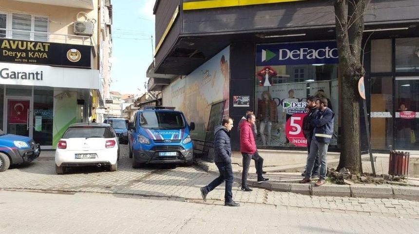 Uyuşturucudan G&ouml;zaltına Alınan 28 Ş&uuml;pheliden 13&rsquo;&uuml; Tutuklandı