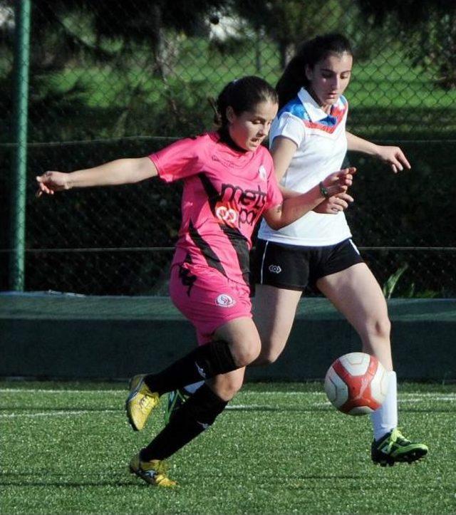 Samsun un Kizlari &Ccedil;ok Farkli: 11-1 2