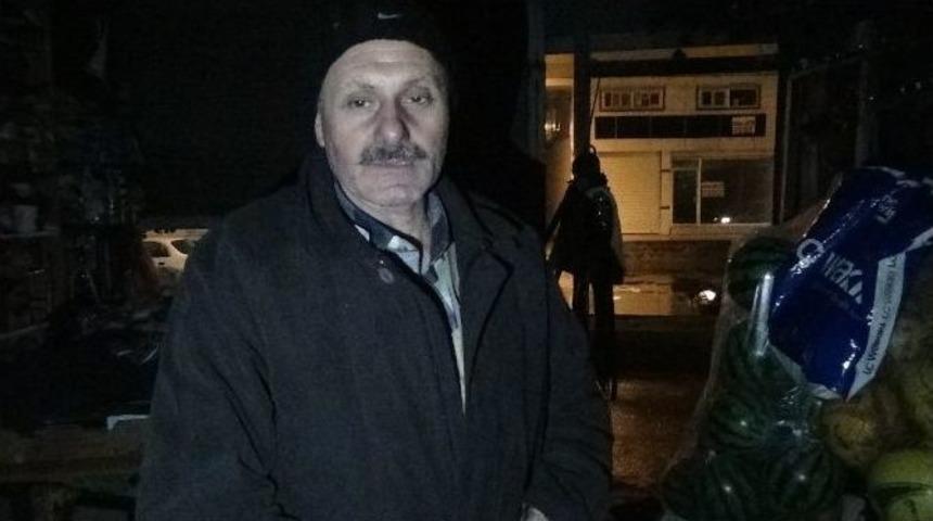 30 Yıllık Esnafın Emeği &Ccedil;ıkan Yangında K&uuml;l Oldu