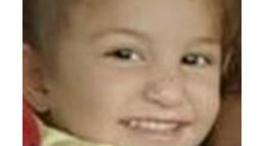 &Uuml;zerine Televizyon D&uuml;şen 4 Yaşındaki &Ccedil;ocuk &Ouml;ld&uuml;