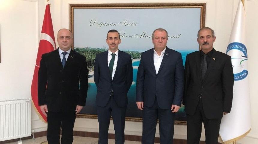 Asimder, Kaymakam &Ccedil;i&ccedil;ekli&rsquo;yi Ziyaret Etti