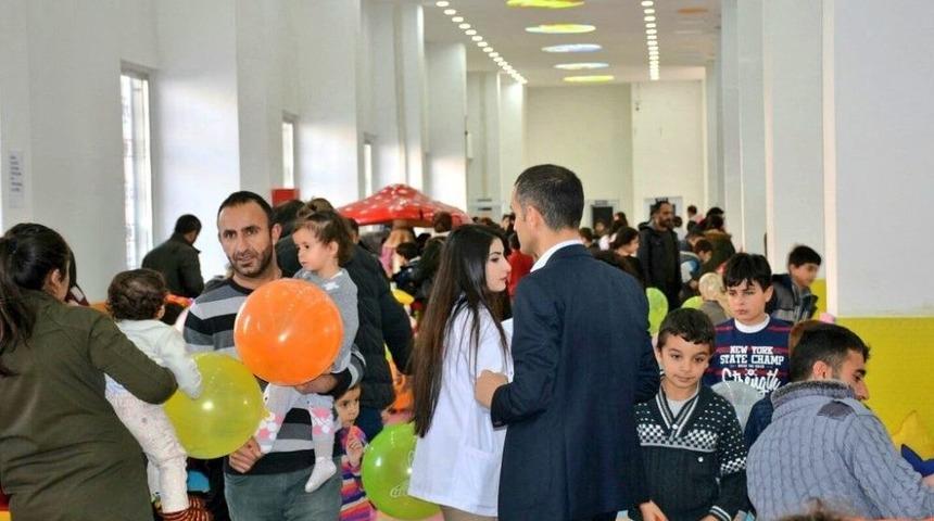 Hakkarili &Ccedil;ocuklar Yarıyıl Tatilini Eğlenerek Ge&ccedil;iriyor