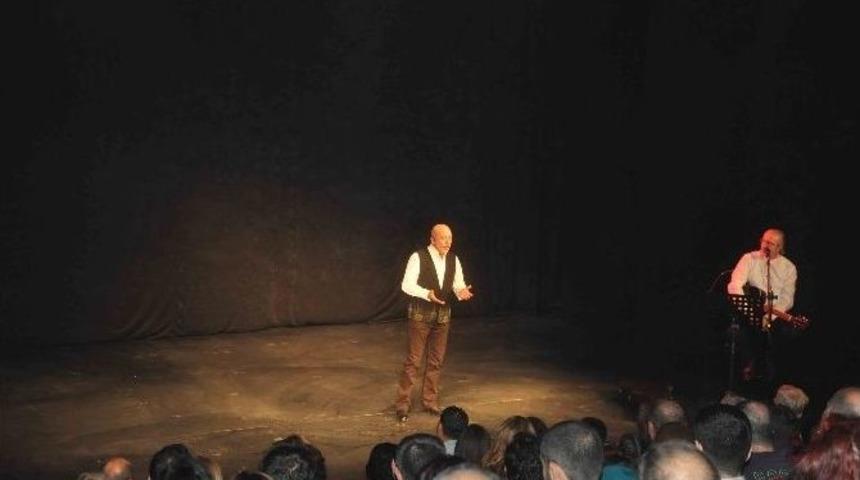 Kuşadası&rsquo;nda Tek Kişilik G&ouml;steri