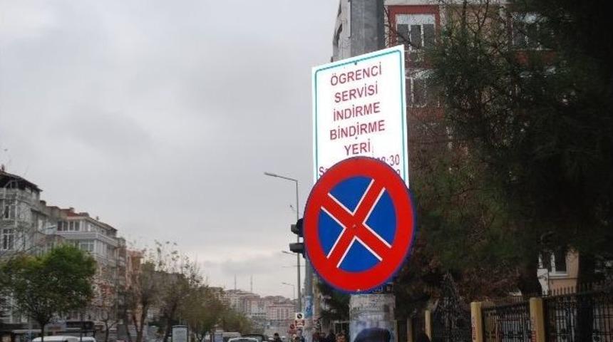 Çerkezköy’de Okul Önüne Park Edilen Araçlar Kaldırıldı