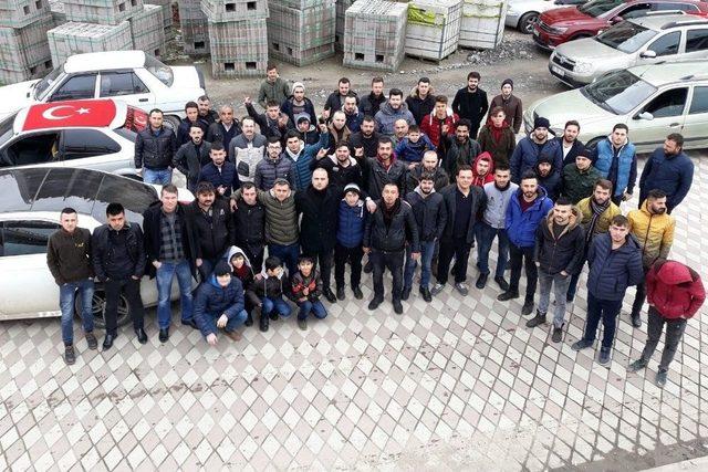 Mehmet&ccedil;iğe Destek İ&ccedil;in Ara&ccedil;ları İle Şehir Turu Attılar 1