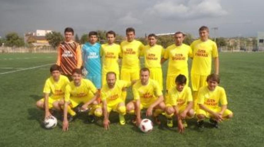 Lider Uluoymak 1 Eyl&uuml;lspor Play-offu Garantiledi