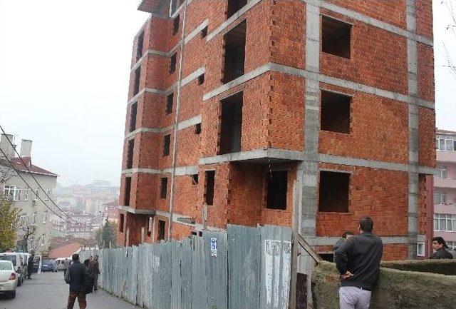 İnşaatta Erkek Cesedi Bulundu 2