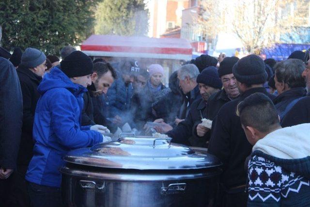 Mehmetçikler İçin Fetih Suresini Okuyup Dua Ettiler