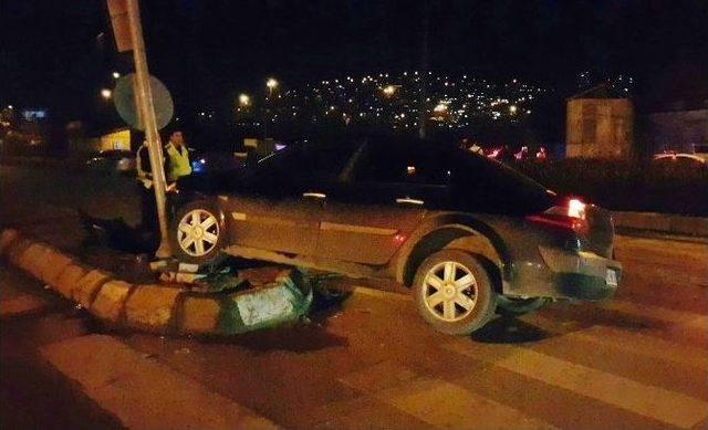 Işık İhlali Kazaya Neden Oldu: 1 Yaralı 1