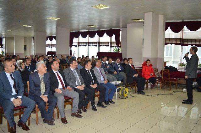 Erzurum’da ‘kadına Yönelik Şiddetle Mücadele’ Semineri