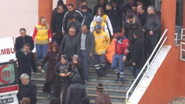 Hakkari de Tesisat Ustasi, Okul İnşaatinda Kendini Asti 1