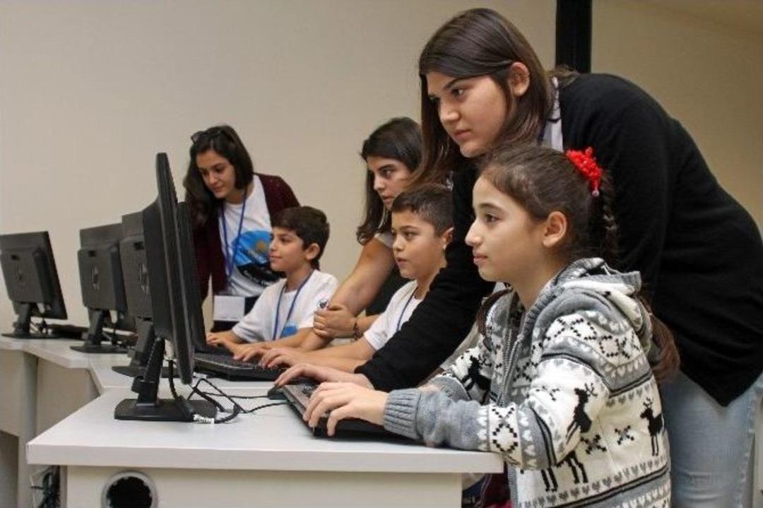 Yaşar&rsquo;ın &rsquo;&rsquo;minik &Uuml;niversitelileri&rsquo;&rsquo;