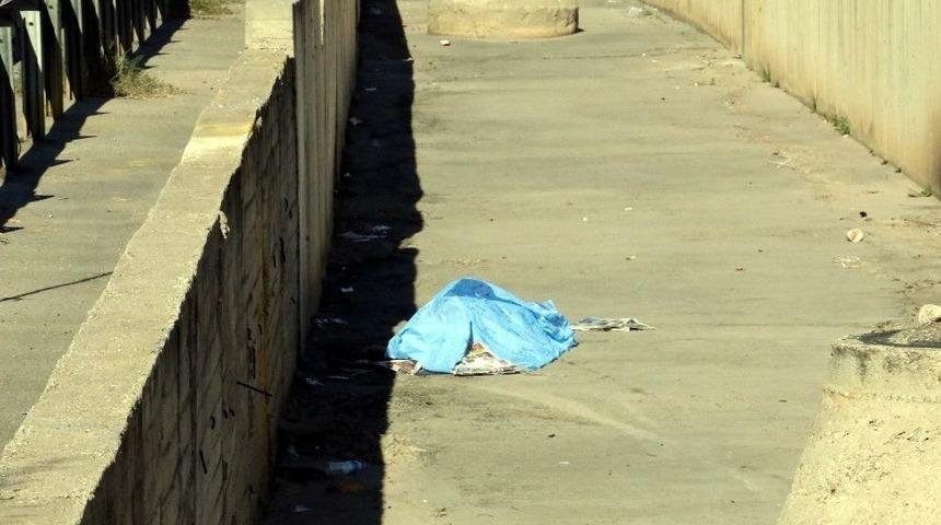 Kadın Sürücünün Çarptığı Yaşlı Adam Hayatını Kaybetti